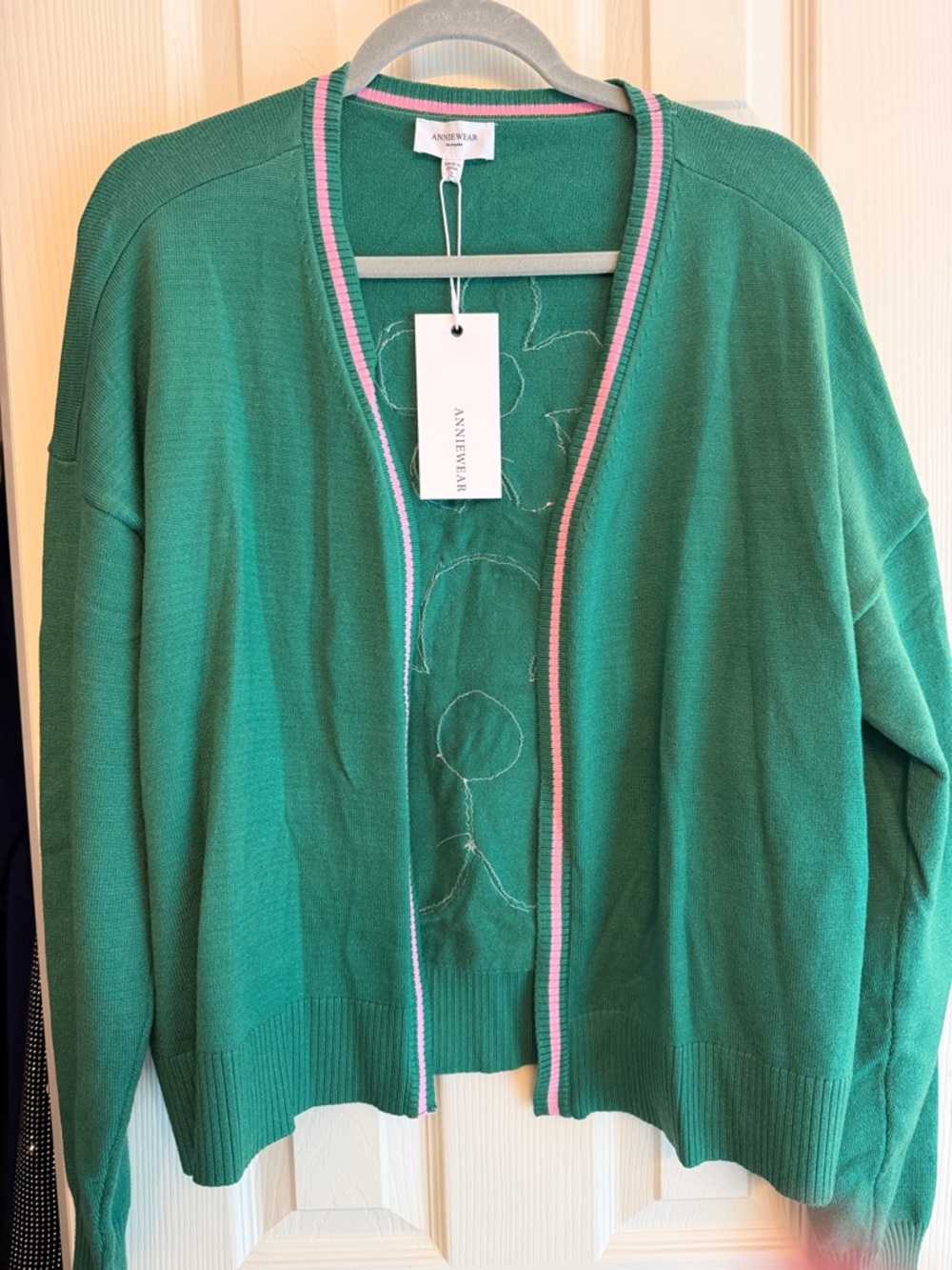 Aninewear Green Open-Front Cardigan with Pink Trim